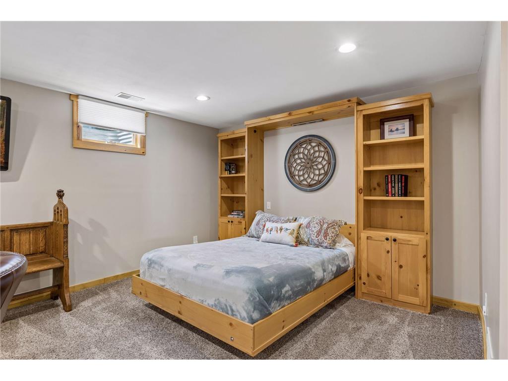 356 Pendryn Hill Curve Woodbury MN 55125 7014424 image33