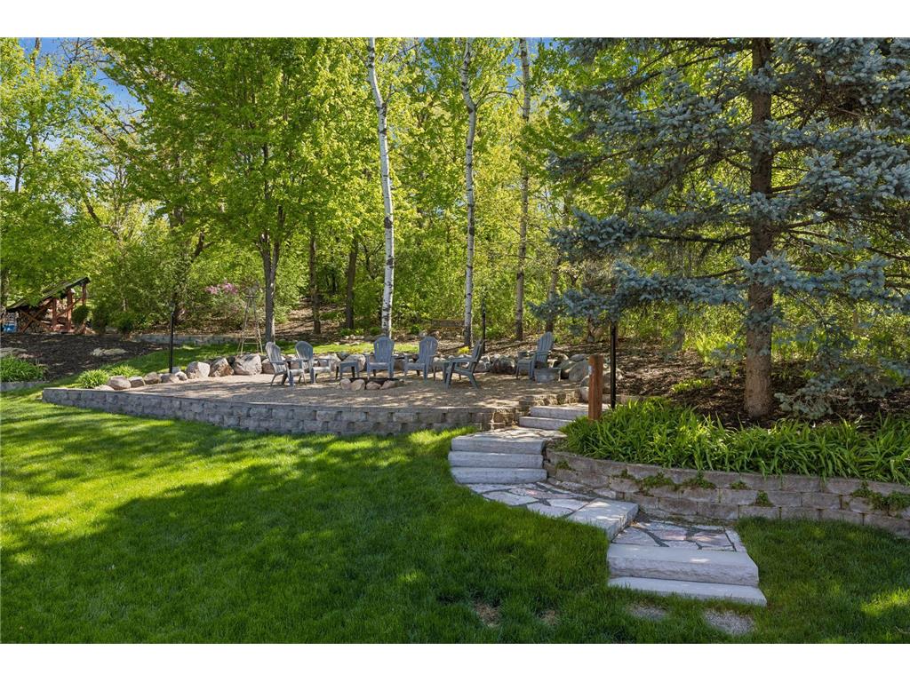 356 Pendryn Hill Curve Woodbury MN 55125 7014424 image44