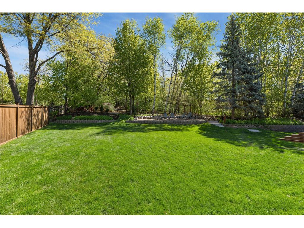 356 Pendryn Hill Curve Woodbury MN 55125 7014424 image45