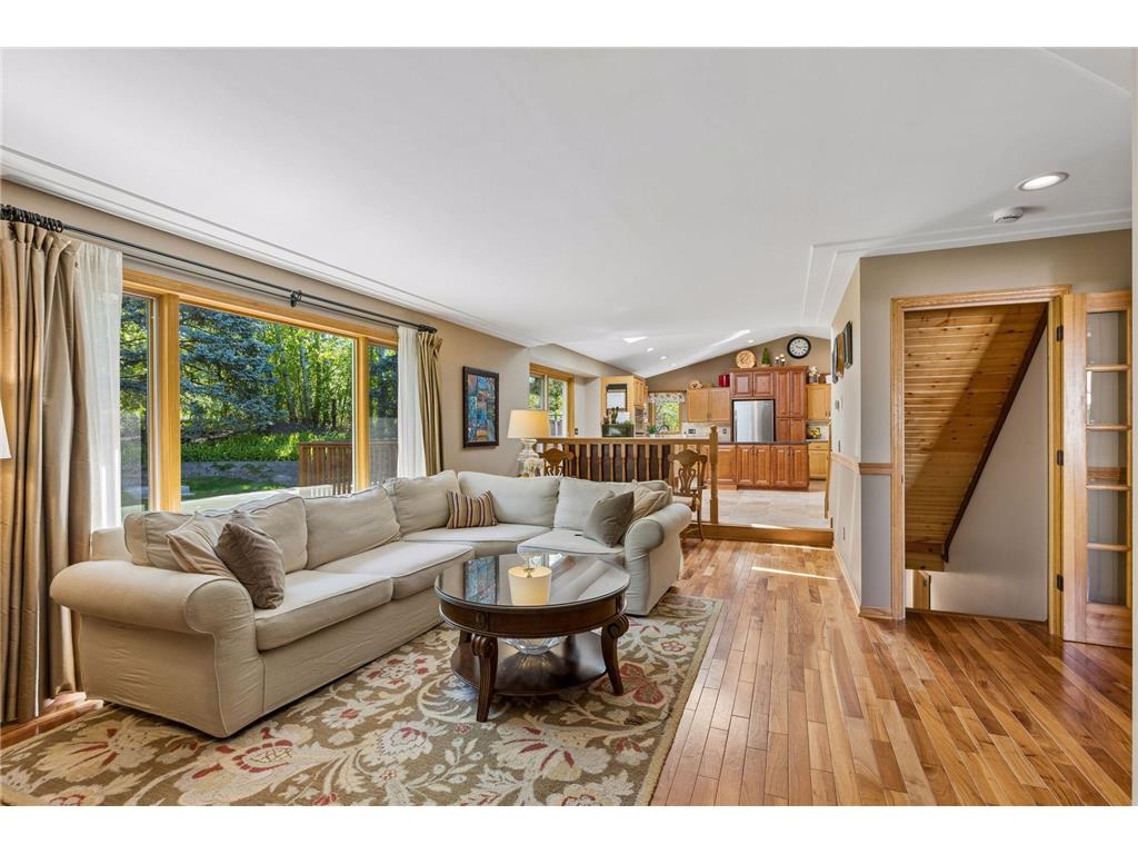 356 Pendryn Hill Curve Woodbury MN 55125 7014424 image54