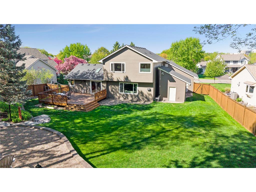 356 Pendryn Hill Curve Woodbury MN 55125 7014424 image6