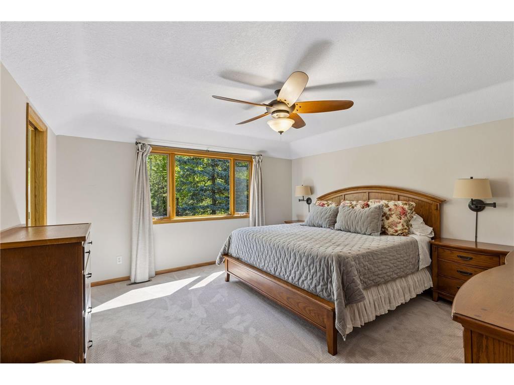 356 Pendryn Hill Curve Woodbury MN 55125 7014424 image66