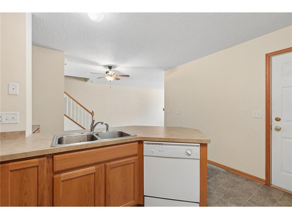 3560 Sterling Heights Drive #B River Falls WI 54022 7079355 image8