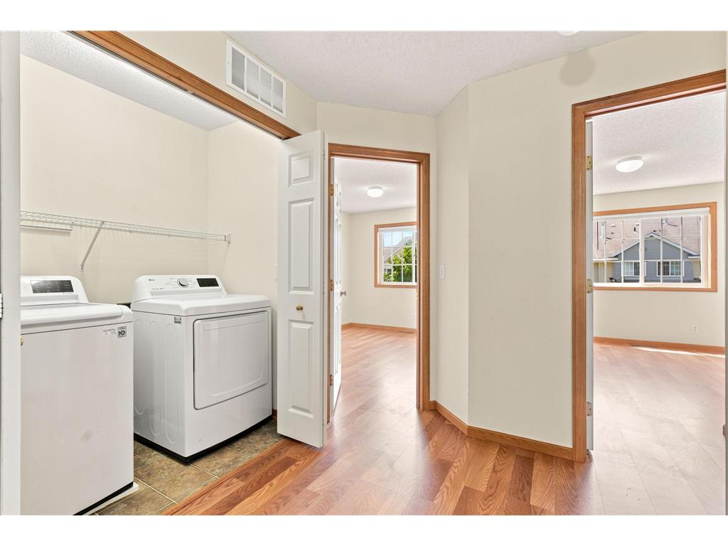 3560 Sterling Heights Drive #B River Falls WI 54022 7111407 image11