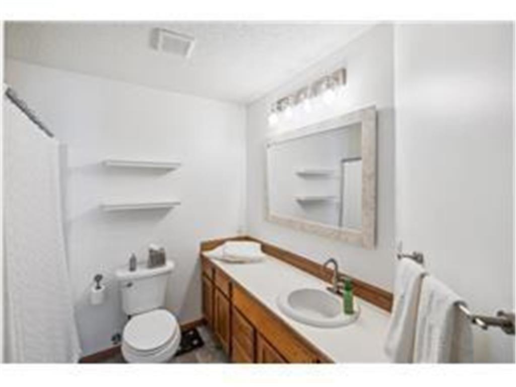 3563 BlueJay Way #107 Eagan MN 55123 6798214 image11