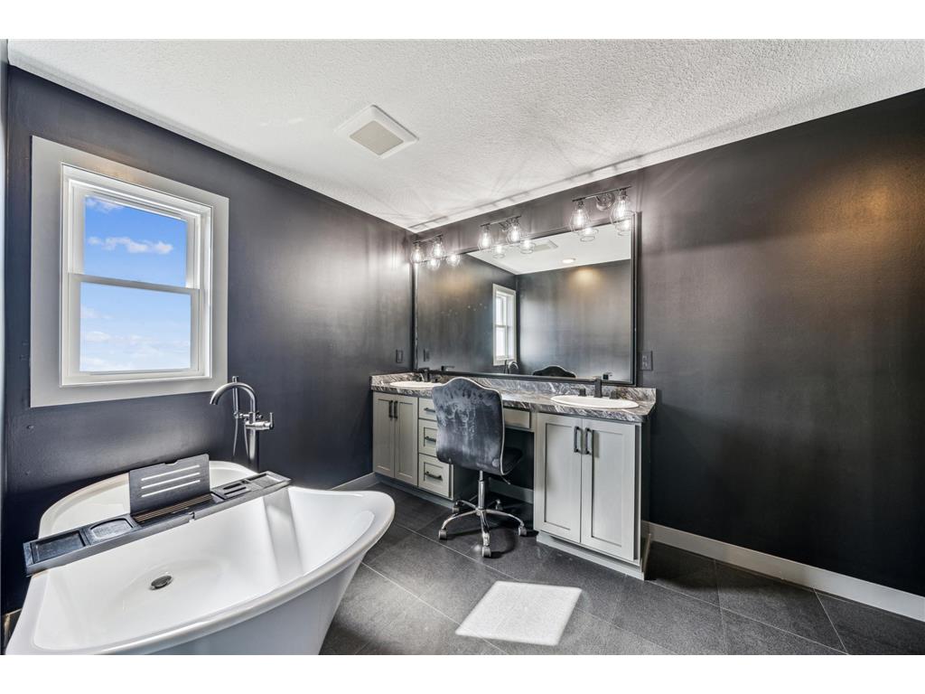 35647 Oxford Avenue Chisago Lake Twp MN 55012 6782638 image32