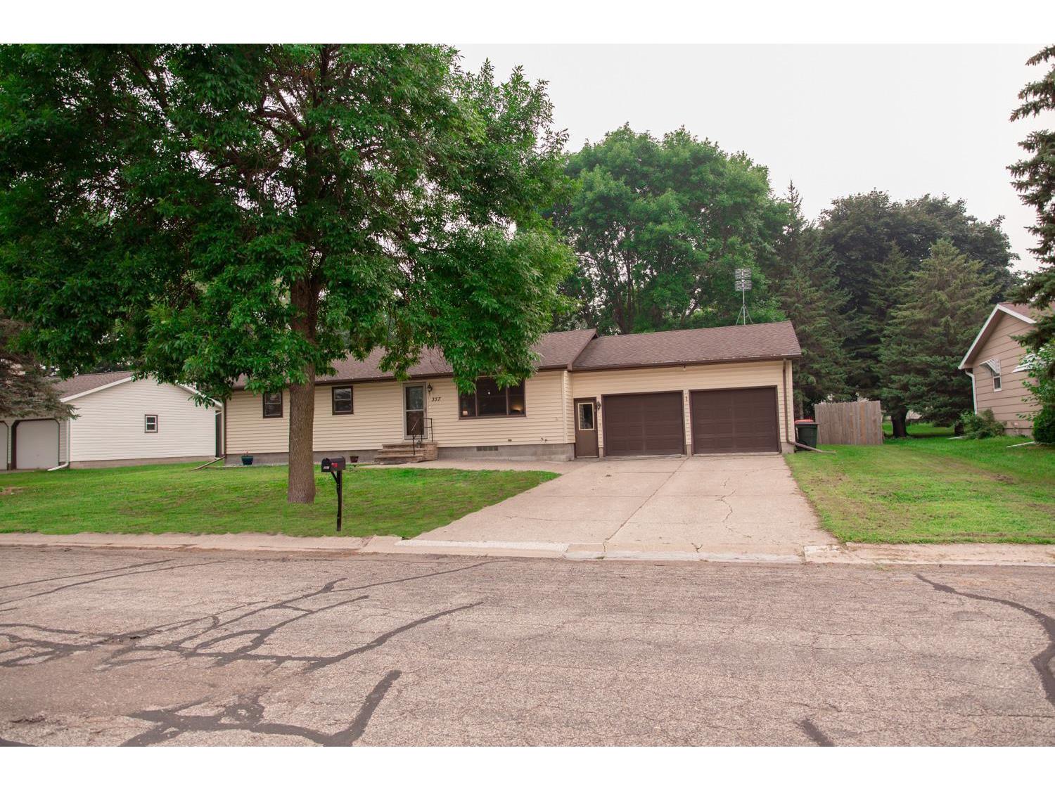 357 1st Street E, Gaylord, MN, 55334 MLS 6072938 Edina Realty