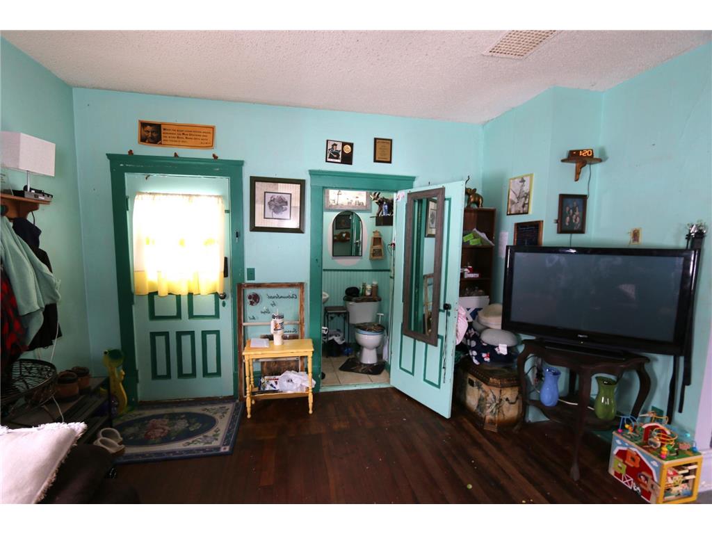 357 5th Avenue SW Perham MN 56573 7004393 image4