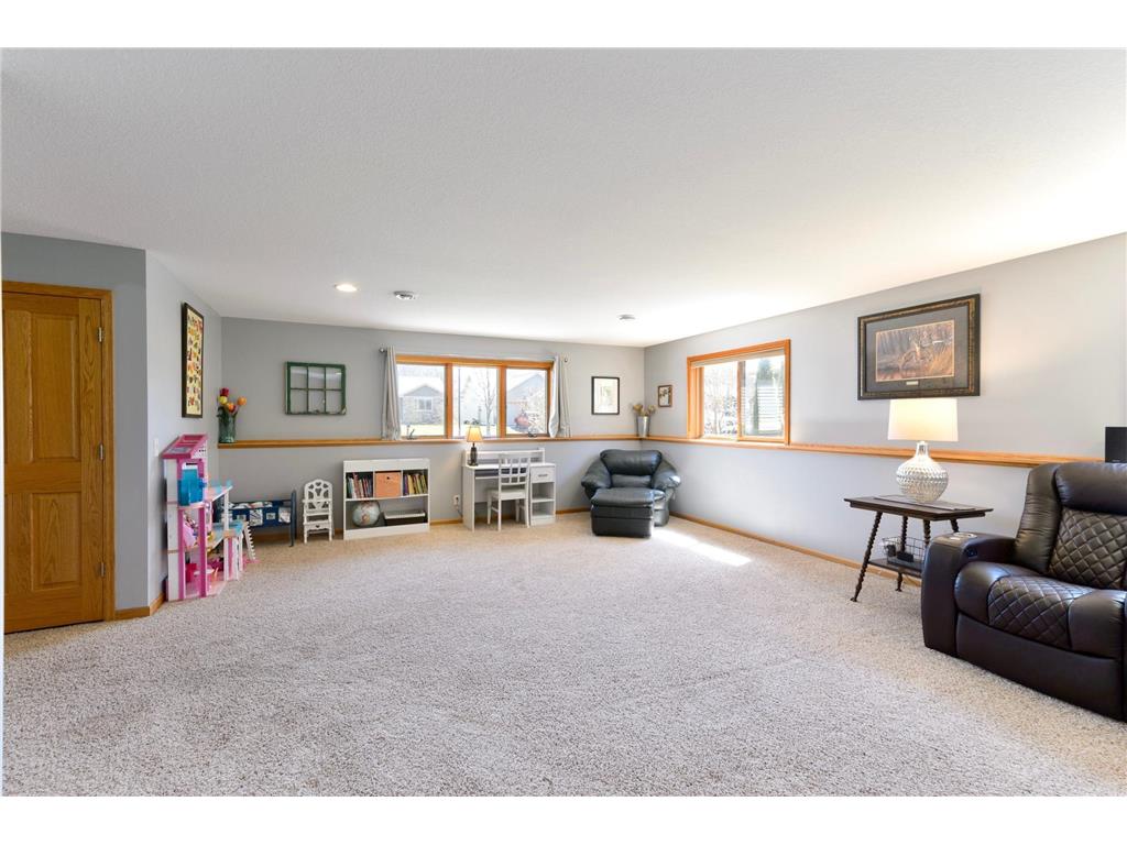 357 Glenmeadow Street River Falls WI 54022 7059384 image13