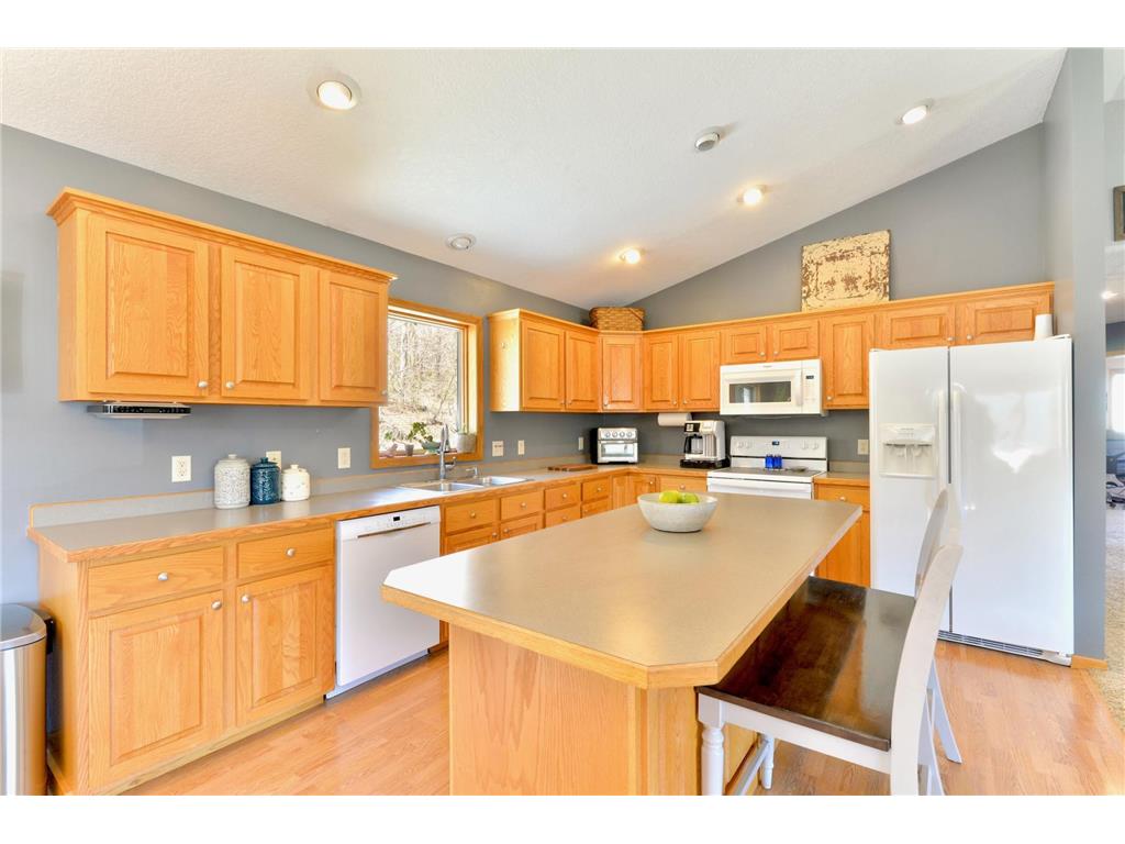 357 Glenmeadow Street River Falls WI 54022 7059384 image3
