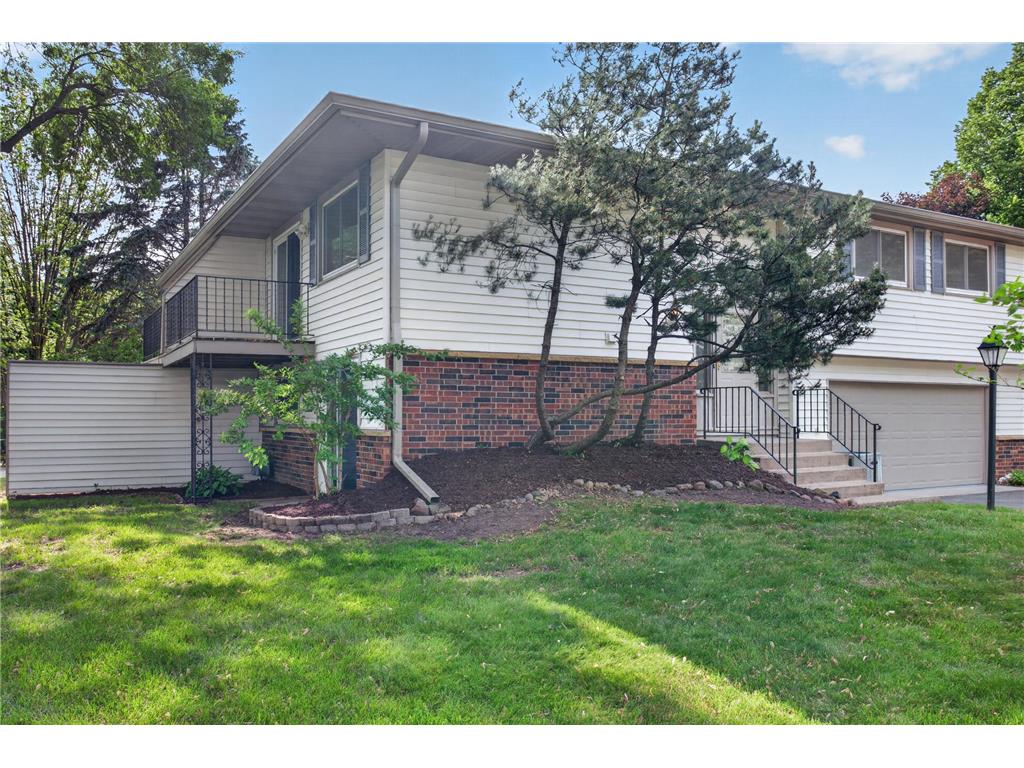 3571 Granada Place N Oakdale MN 55128 7098634 image2