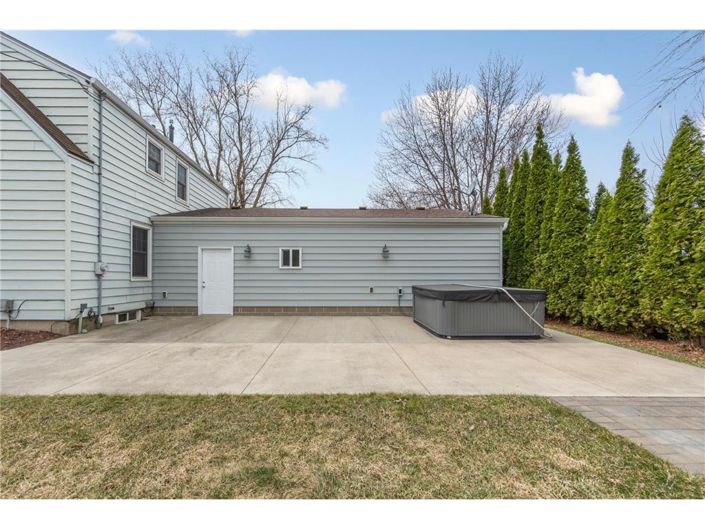 358 18th Street SW Owatonna MN 55060 7047799 image10