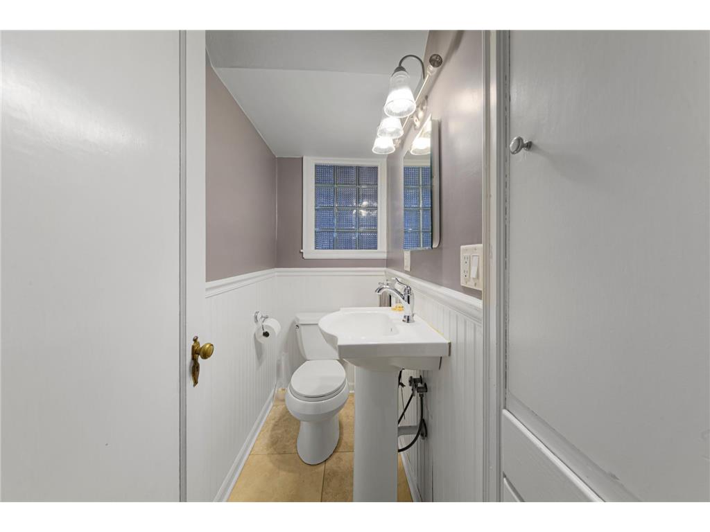 358 18th Street SW Owatonna MN 55060 7047799 image27