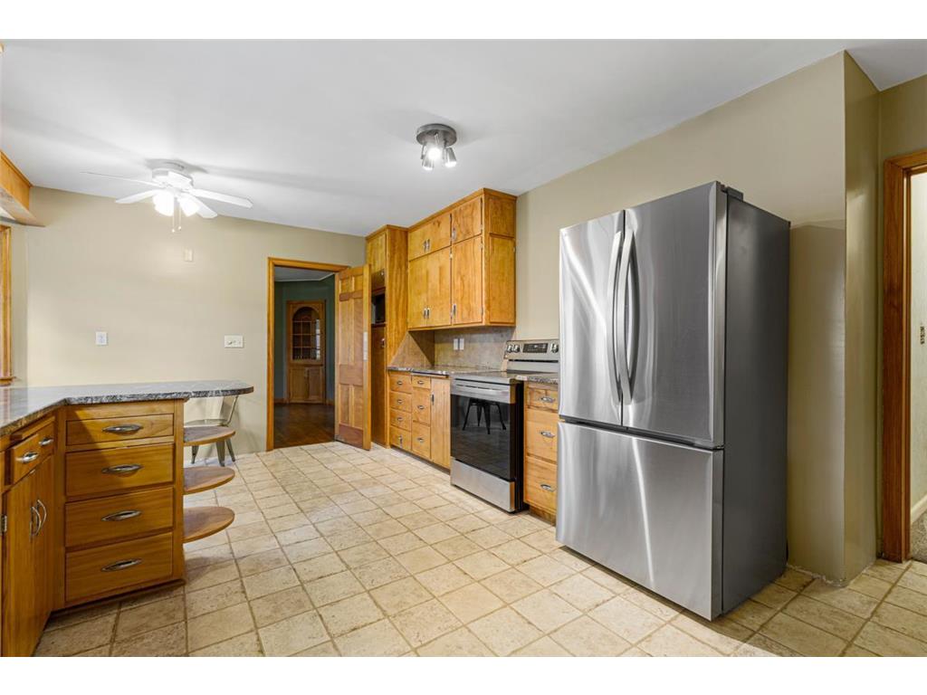 358 4th Street Gaylord MN 55334 6773968 image14