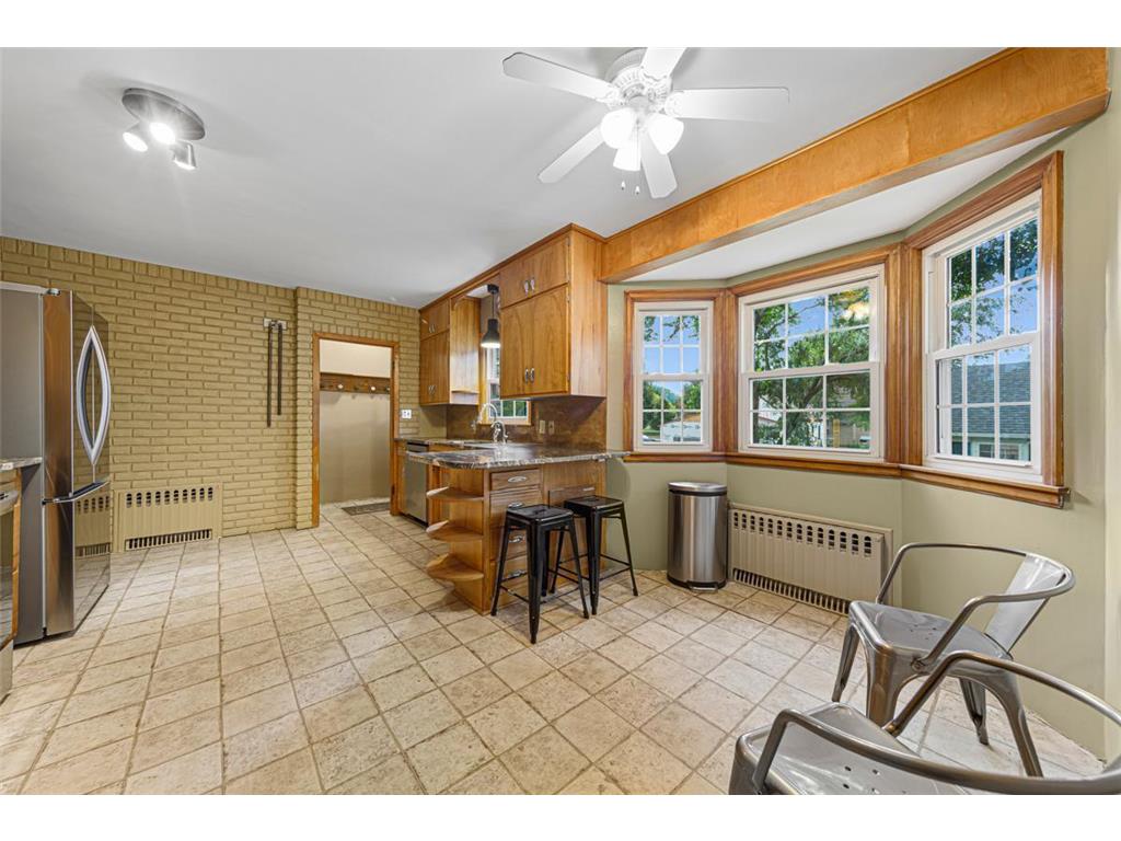 358 4th Street Gaylord MN 55334 6773968 image19