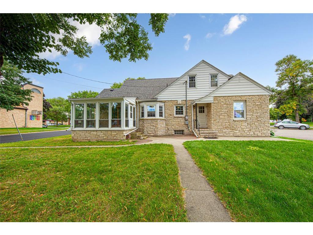 358 4th Street Gaylord MN 55334 6773968 image35