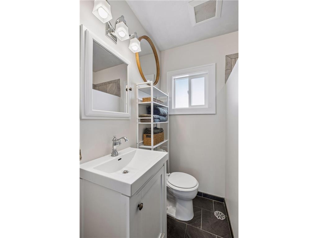 358 Cretin Avenue S Saint Paul MN 55105 7085096 image10