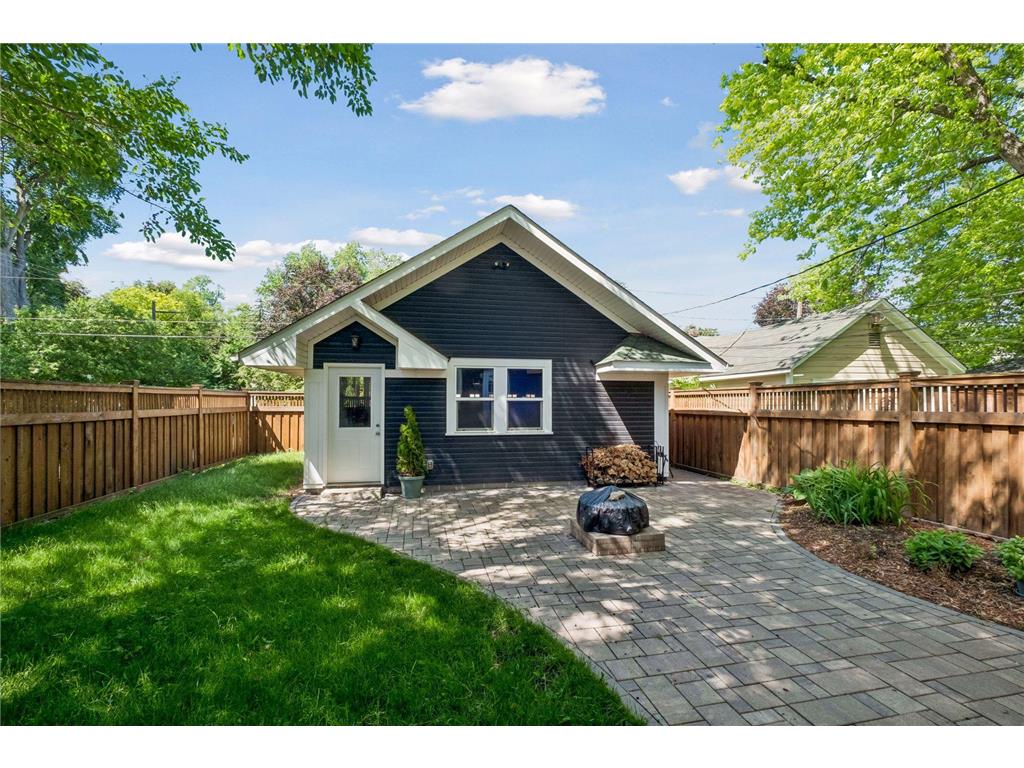 358 Cretin Avenue S Saint Paul MN 55105 7085096 image20