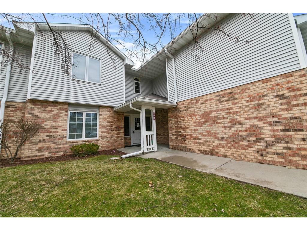 3583 Blue Jay Way #101 Eagan MN 55123 7054986 image1