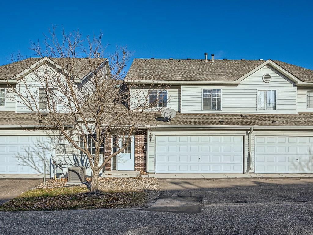 3586 Genevieve Avenue N Oakdale MN 55128 6470097 image1