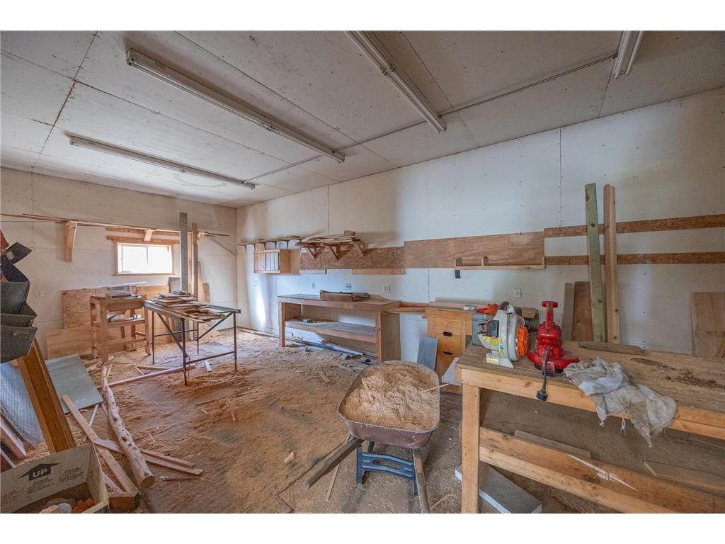 3587 State 84 NE Longville MN 56655 - Heffron 6796109 image34