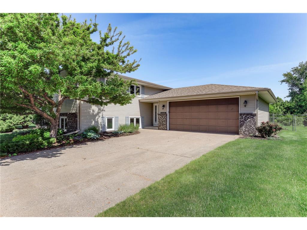 3588 Grenadier Place North Place Oakdale MN 55128 7078473 image1