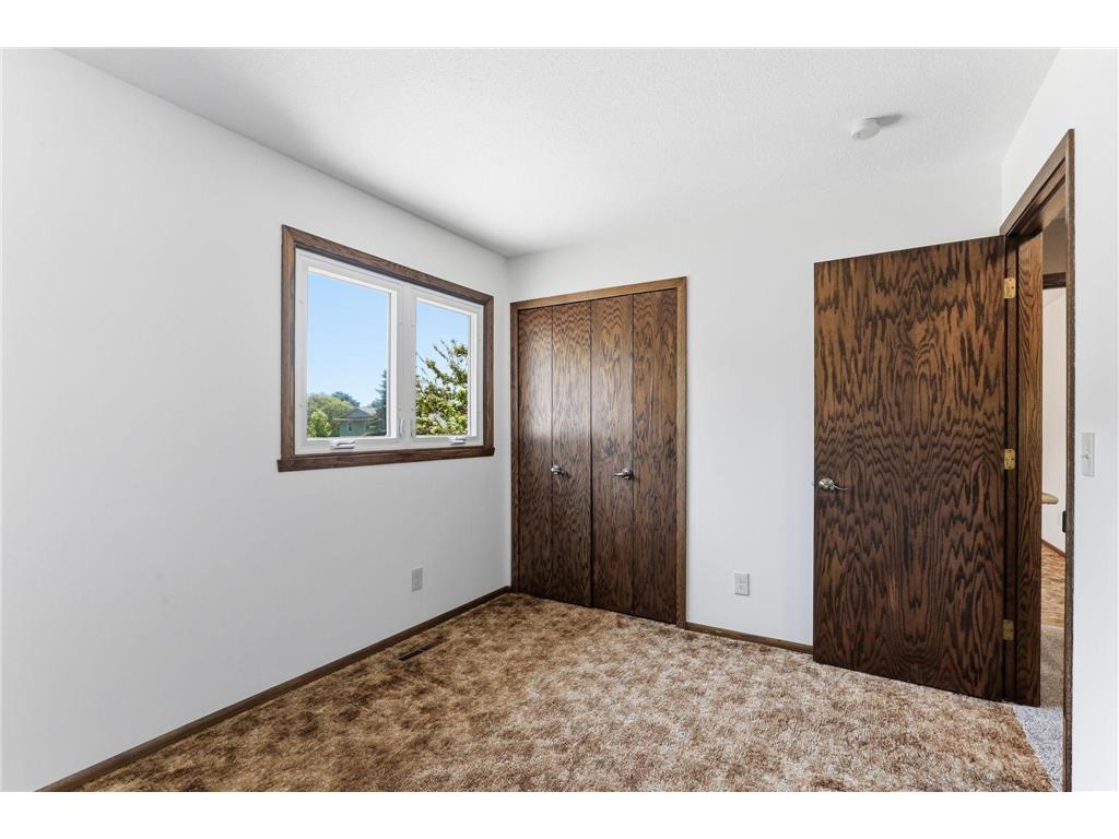 3588 Grenadier Place North Place Oakdale MN 55128 7078473 image16