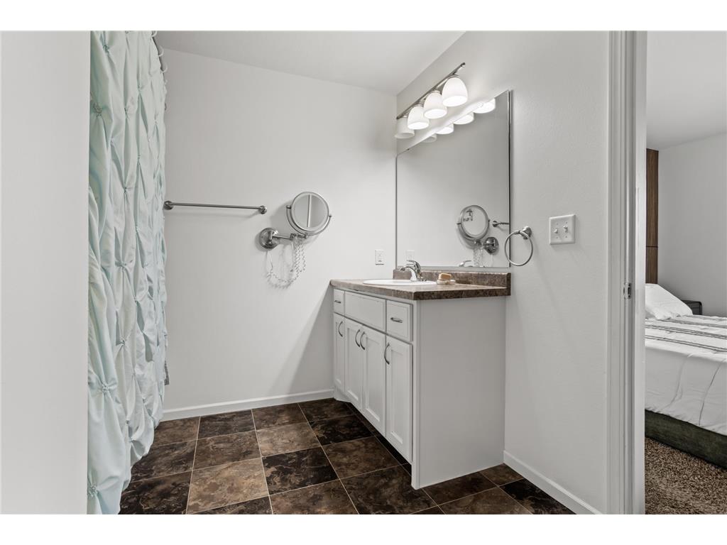 3590 49th Street S Fargo ND 58104 7084729 image19