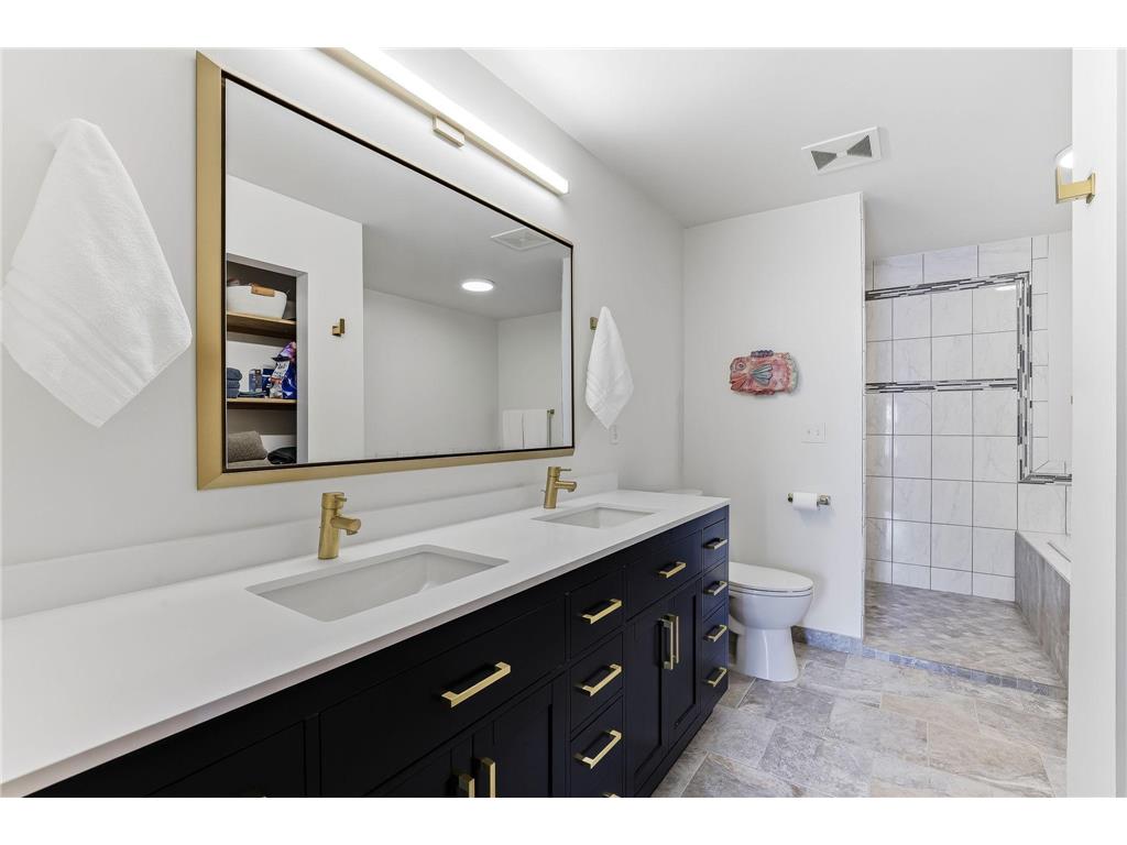 3590 Searle Court Vadnais Heights MN 55127 7026389 image17