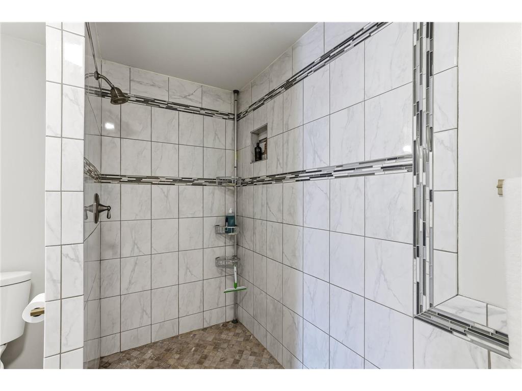 3590 Searle Court Vadnais Heights MN 55127 7026389 image19