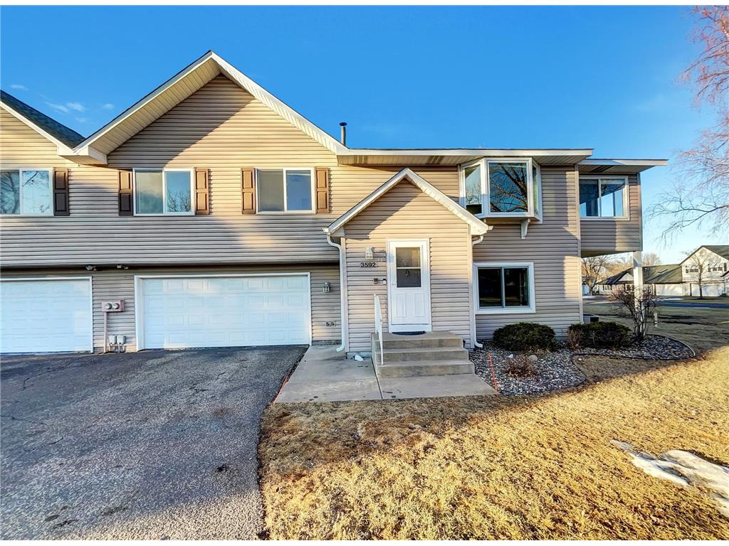 3592 Gershwin Place N Oakdale MN 55128 6677324 image1