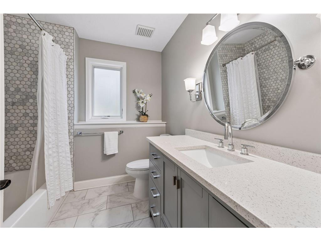 3595 Rae Lane Woodbury MN 55125 7067336 image49