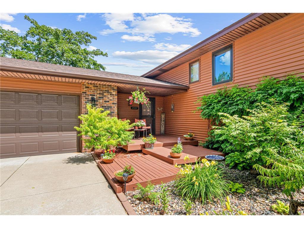 3597 Gresham Avenue N Oakdale MN 55128 6752661 image1