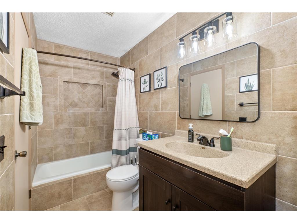 3597 York Drive Woodbury MN 55125 7083844 image15