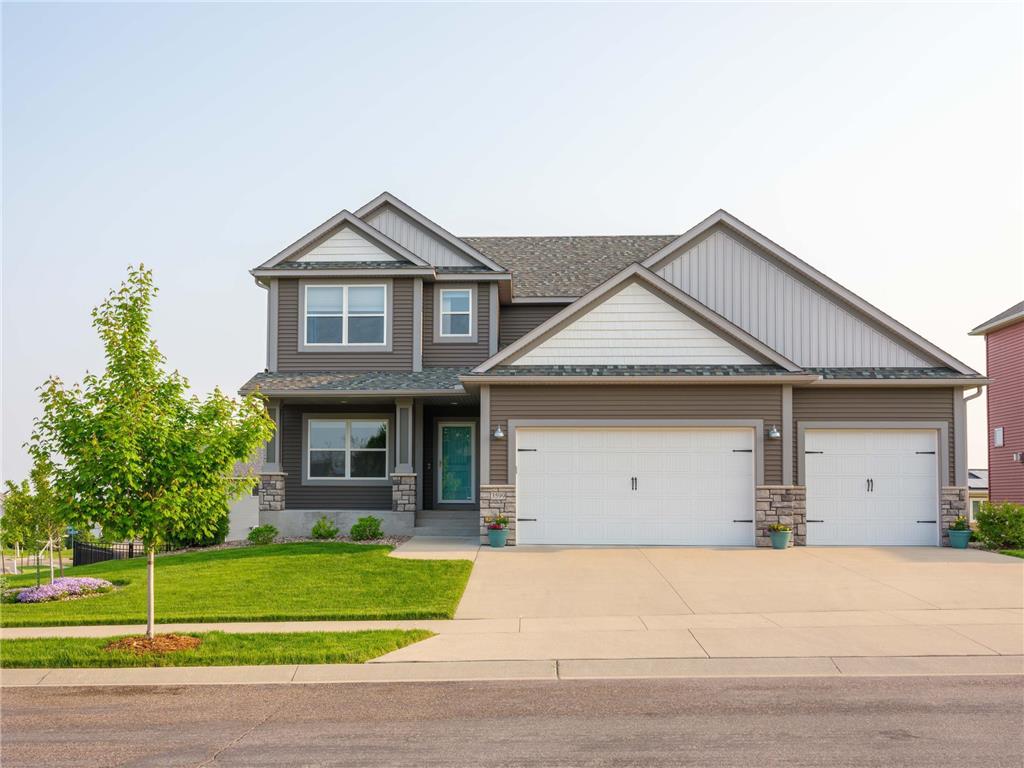 3599 Woodstone Drive SW, Rochester, MN, 55902 MLS 6375629 Edina Realty