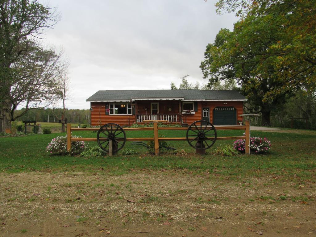 36 45th Avenue, Clear Lake, WI, 54005 MLS 4879161 Edina Realty