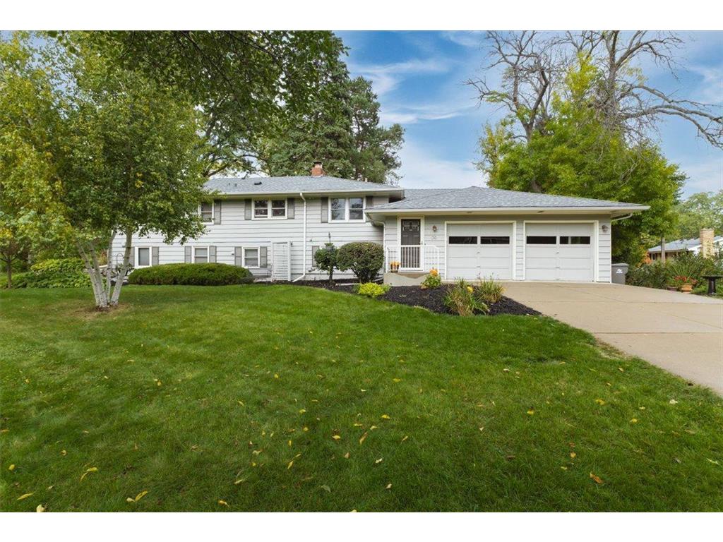 36 Western Terrace Golden Valley MN 55426 7049681 image1