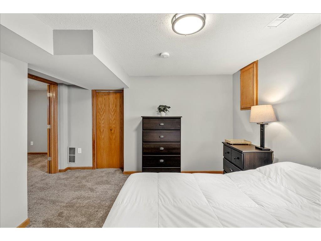 36 Western Terrace Golden Valley MN 55426 7049681 image26