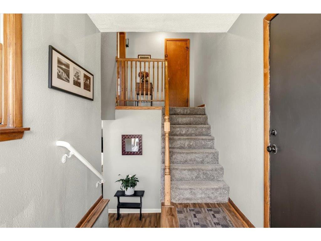 36 Western Terrace Golden Valley MN 55426 7049681 image7