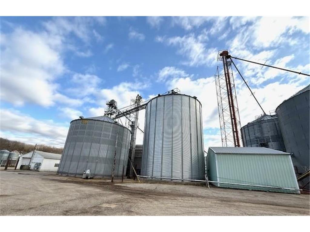 360 Division Street Millville MN 55957 6697439 image8