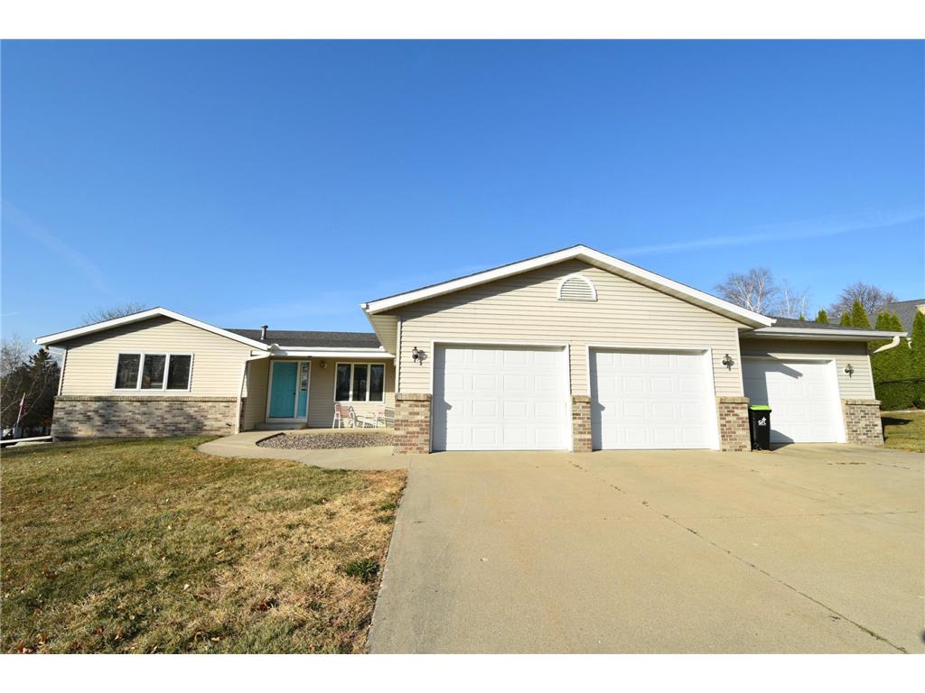 360 E 13th Street Zumbrota MN 55992 6627507 image1