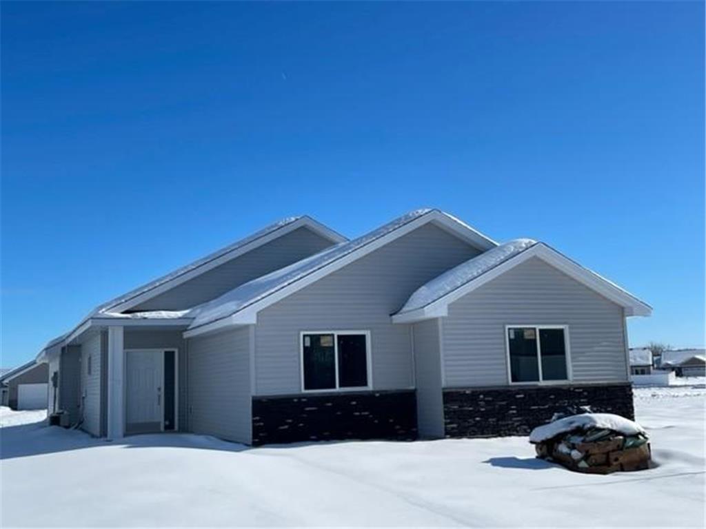 360 Mill Street Osceola WI 54020 6334184 image1