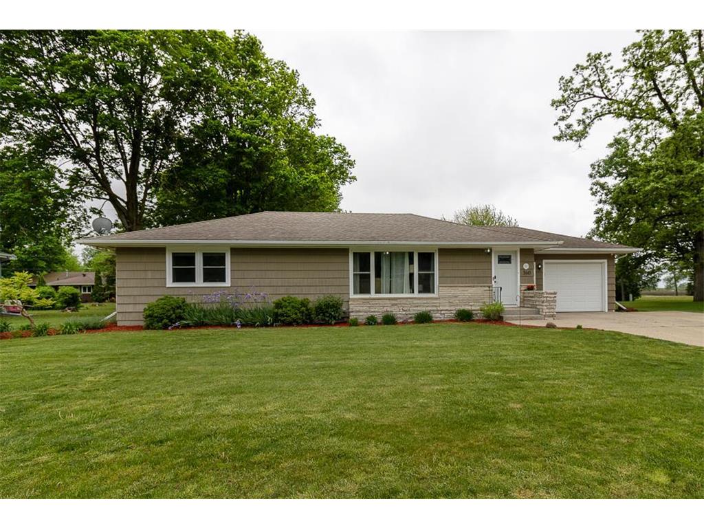 360 N Park Avenue Le Center MN 56057 7077920 image1