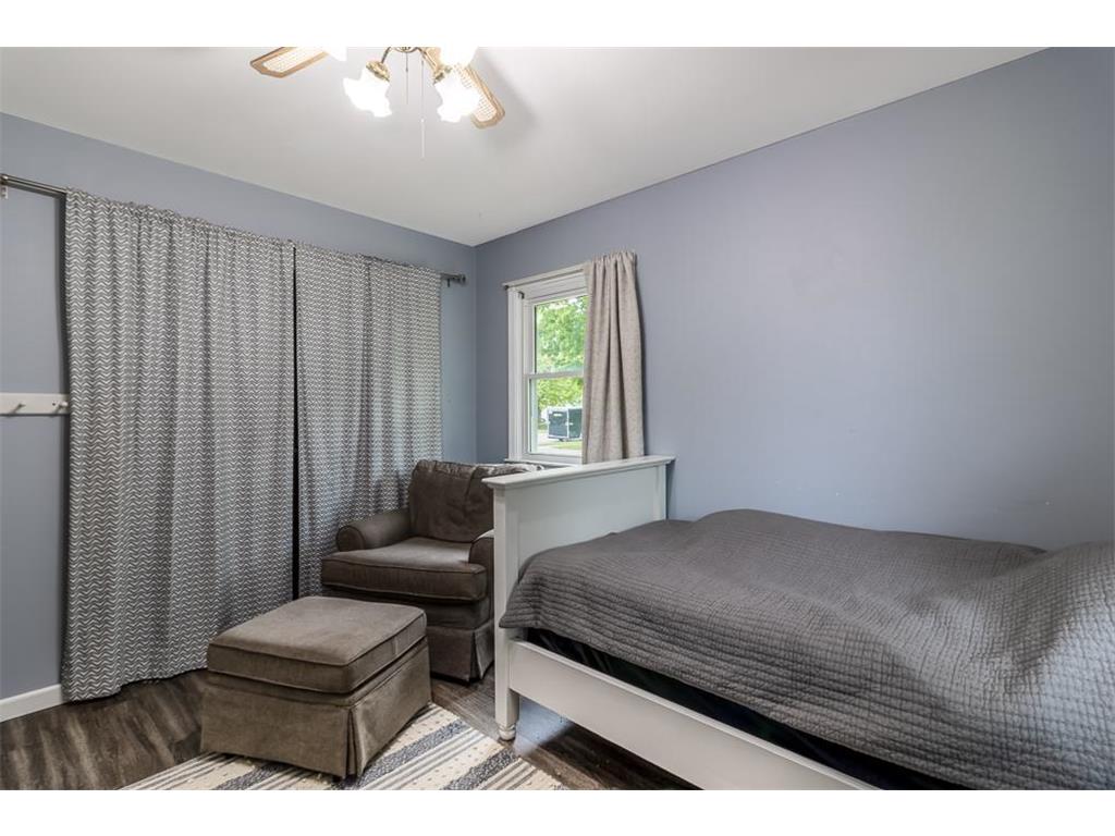 360 N Park Avenue Le Center MN 56057 7077920 image27