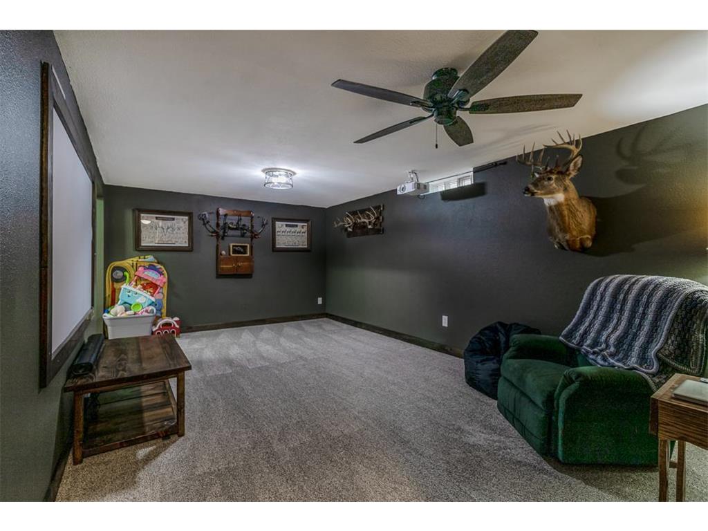 360 N Park Avenue Le Center MN 56057 7077920 image28