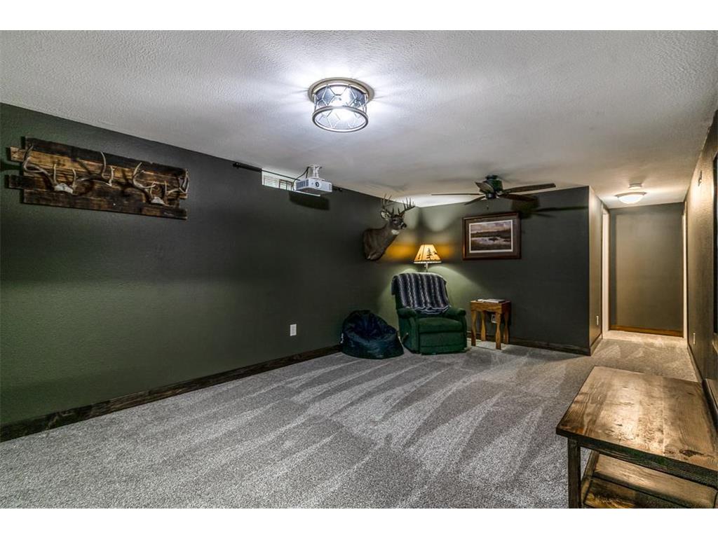 360 N Park Avenue Le Center MN 56057 7077920 image29
