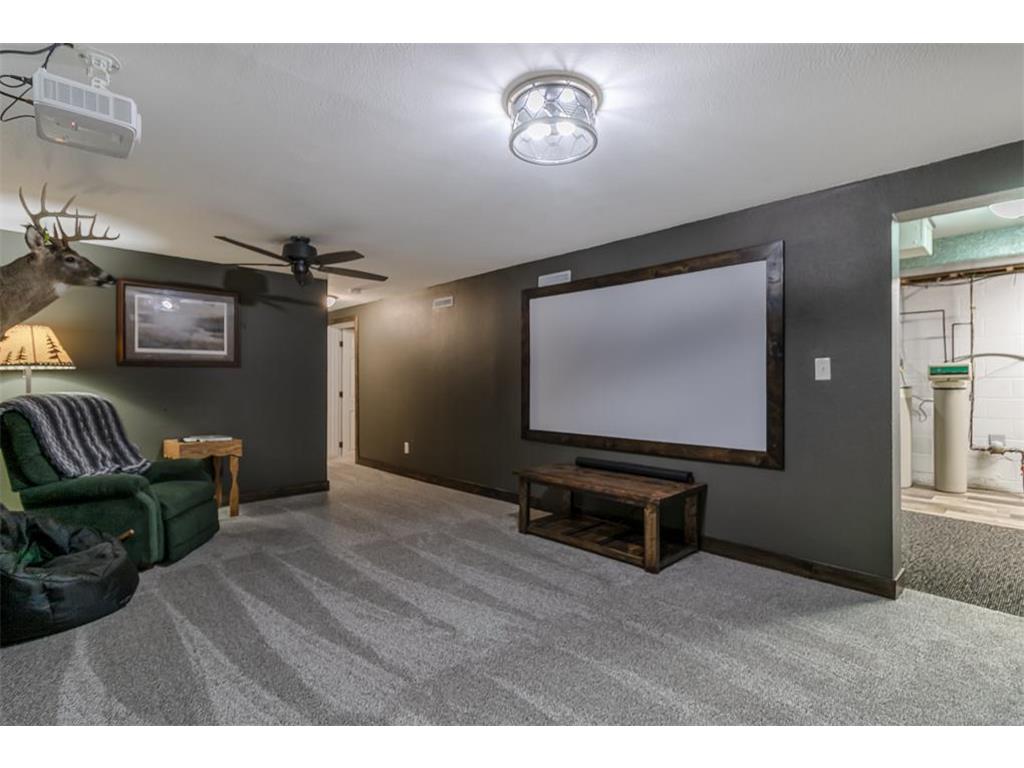 360 N Park Avenue Le Center MN 56057 7077920 image30