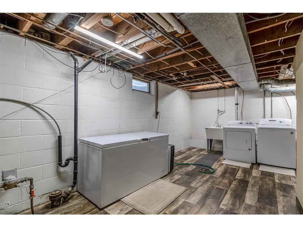 360 N Park Avenue Le Center MN 56057 7077920 image36
