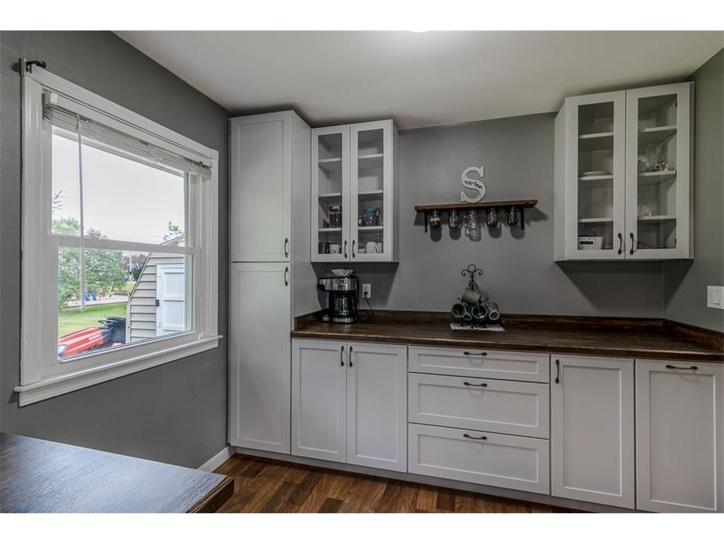 360 N Park Avenue Le Center MN 56057 7077920 image8