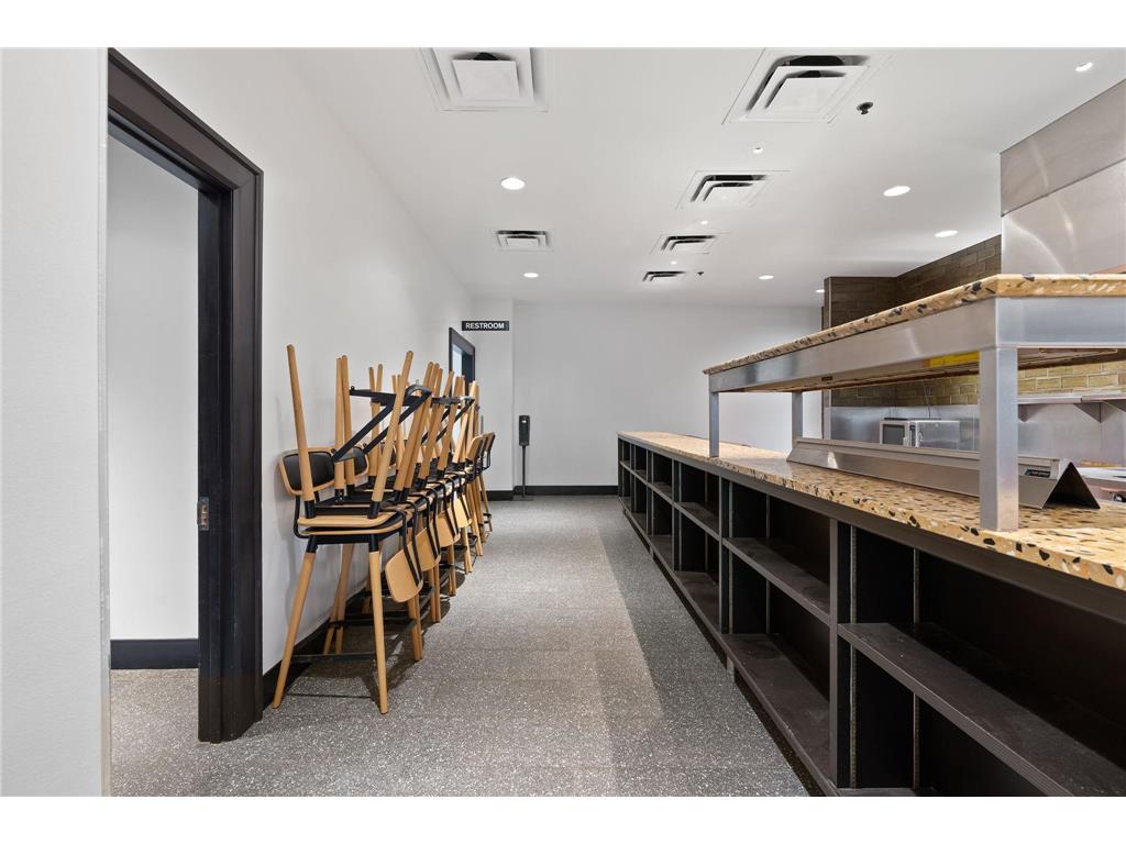 360 Saint Peter Street #4 Saint Paul MN 55102 6750777 image22